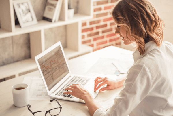 A business woman working from home on her laptop