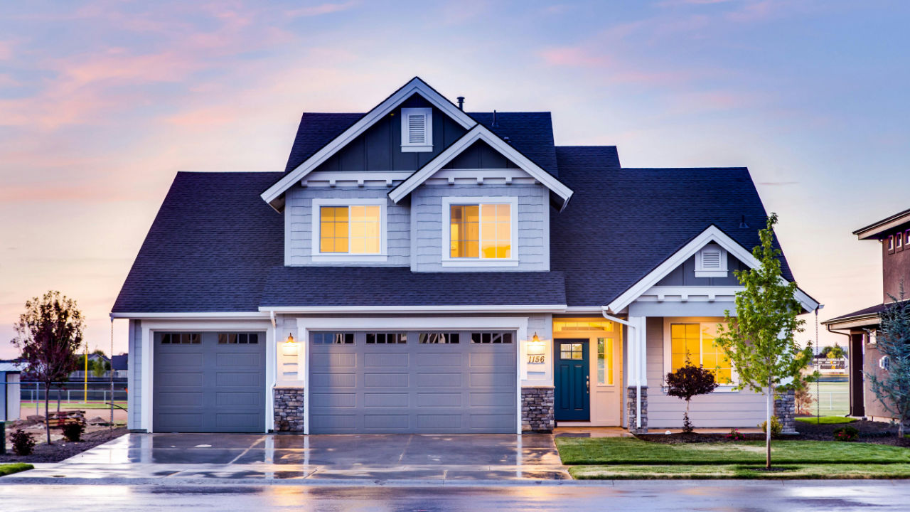 Property Investment and E-2 Visa | Scott Legal, P.C. A typical suburban family house.